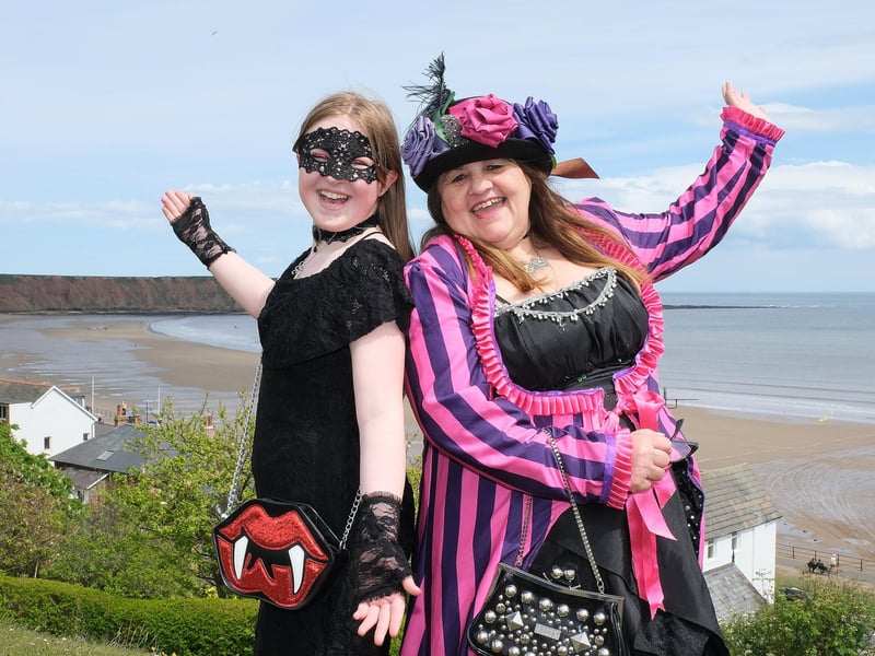 Roseily Sellers and Julie Brown looking beautiful together!