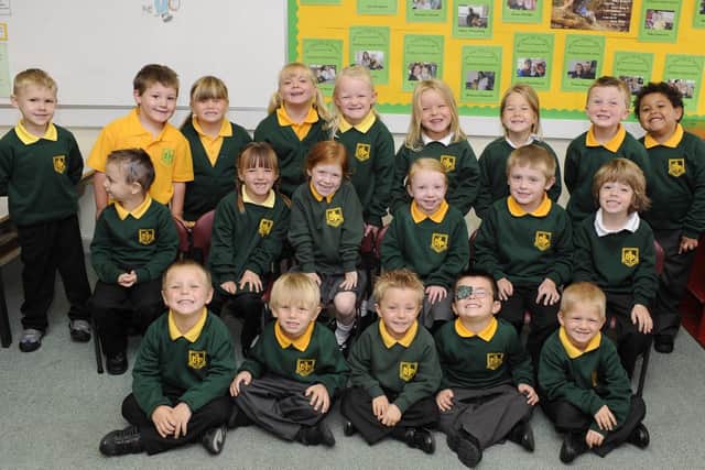 Burlington Infants new starters (Class 3) in 2009.