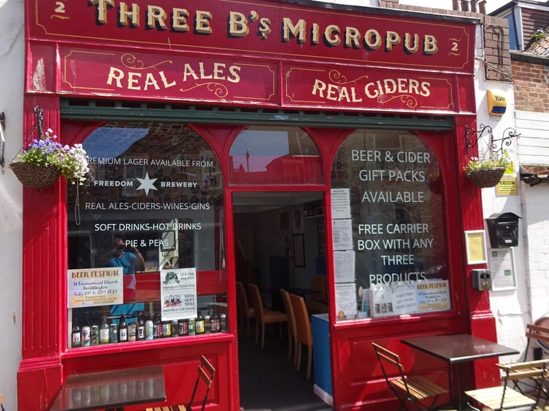 Three B's Micropub is located on Marshall Avenue. One Google Review said "This is a lovely little pub for real ale and cider. The barman was knowledgeable and friendly. The atmosphere was relaxed. A perfect place for a few quiet pints or meeting friends."
