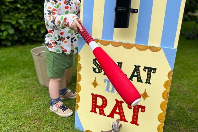 There are games to play throughout the gardens