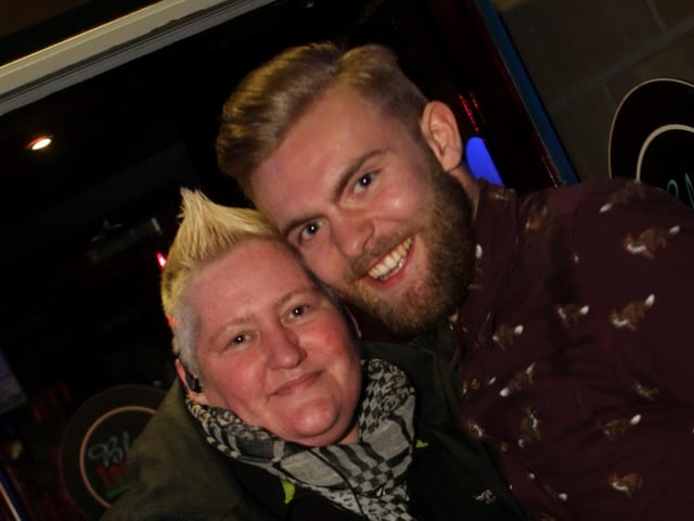Ladies man Simmo with Del in Blue Lounge.