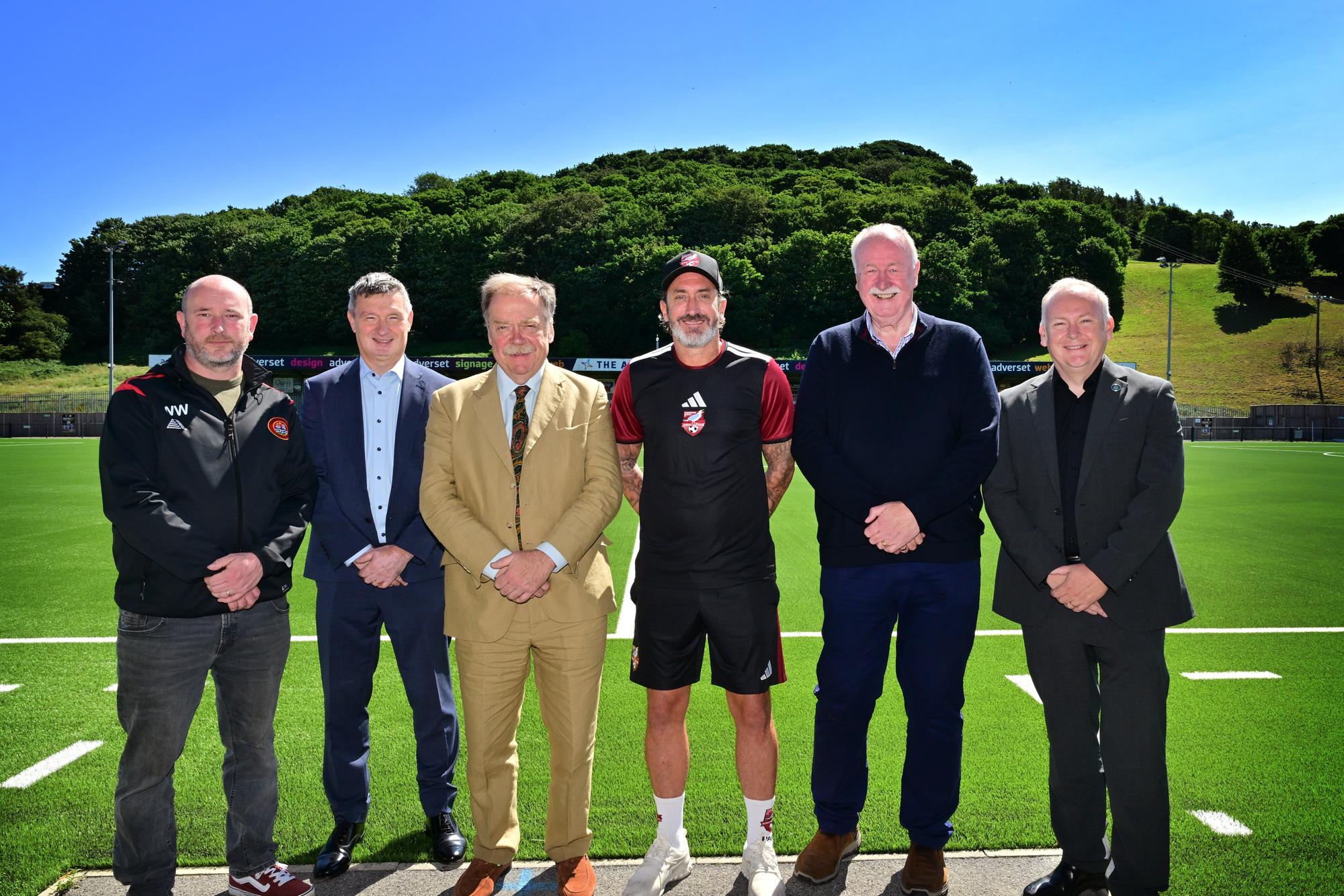 Boro-Vorsitzender Trevor Bull freut sich über die Rückkehr ins Scarborough ...