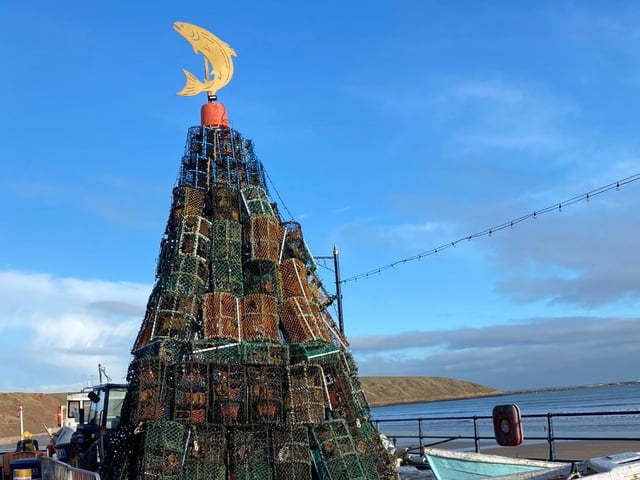 Filey's giant lobster/crab pot 'fishtive' Christmas tree.