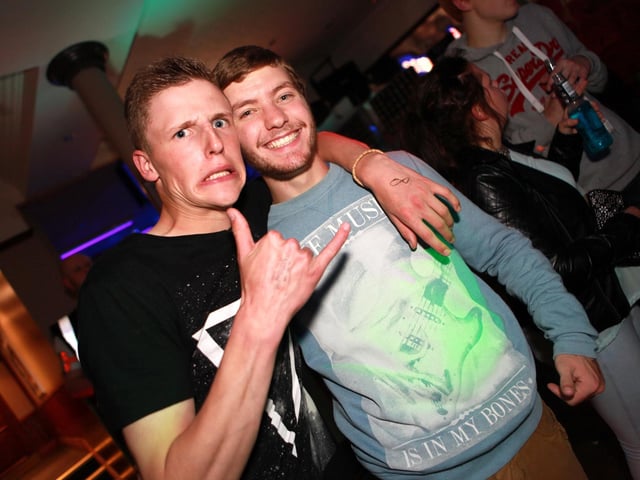 Paul & Drakey in Quids Inn/