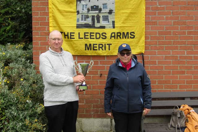 Billy and Sue Holdsworth won the Leeds Arms Merit.