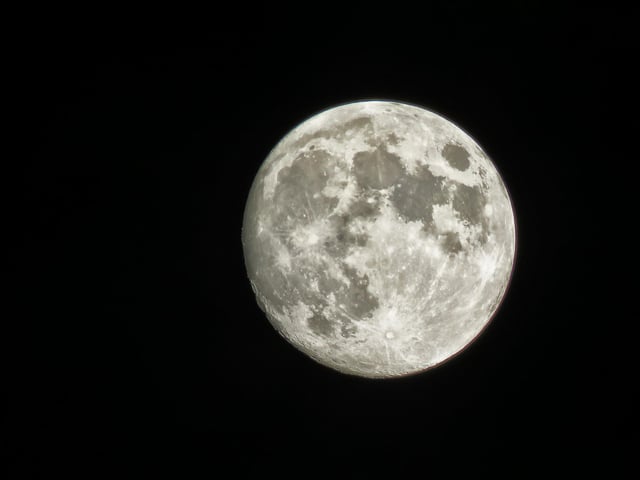 Moon over Stepney.