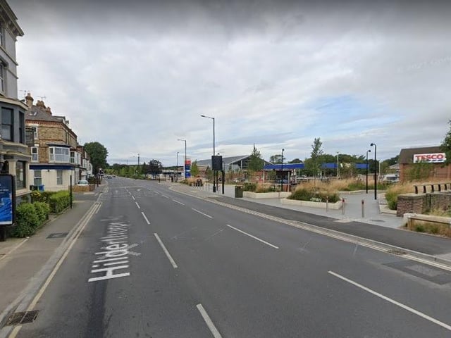 The proportion of this neighbourhood with tree canopy is 4 per cent.