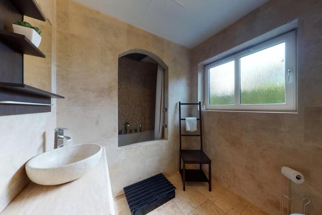 A stylish en suite facility.