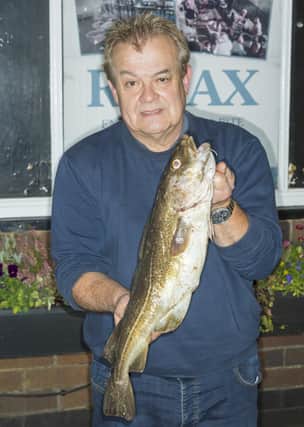 Dave Perrett with his Heaviest Fish 5 lb 1 oz from the Wednesday October 26 WSAA League match PHOTO BY PETER HORBURY