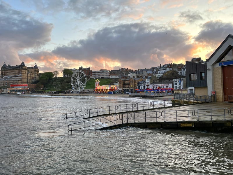 Evening at Scarborough South beach.
picture by Tony Freeman.
