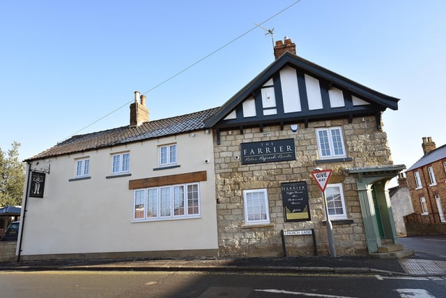 The Farrier, located in Cayton, recived a rating of 4.8/5.