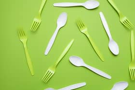 This new law restricts the use of single plastic plates, bowls and trays and bans the use of single use cutlery items, balloon sticks and food or drink containers, to tackle plastic pollution.