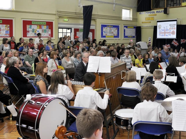 Gladstone Road Junior School marks its 120th anniversary with a concert.
102894j