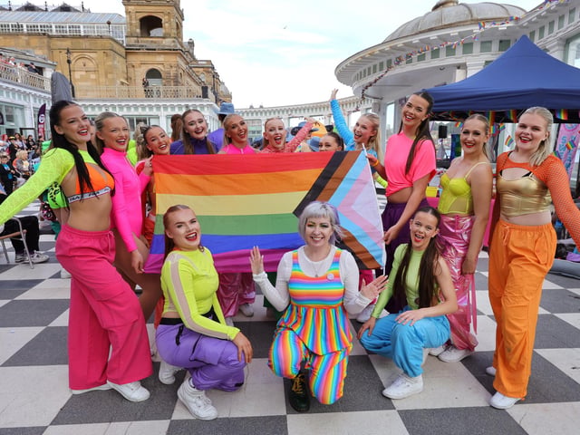 Vibrant colours and smiles all round!