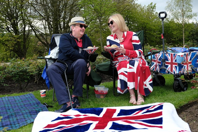 Enjoying a picnic at the Coronation celebration at Pannett Park.