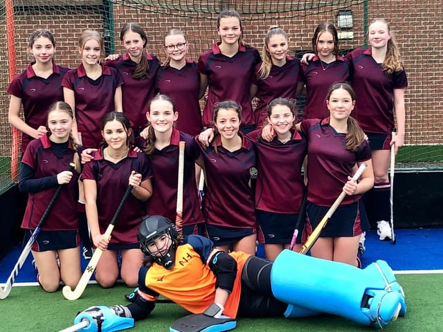 U15 girls' hockey team at Scarborough College.