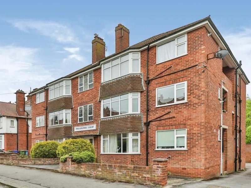 This two bedroom, one bathroom flat is for sale with Reeds Rains for £165,000.