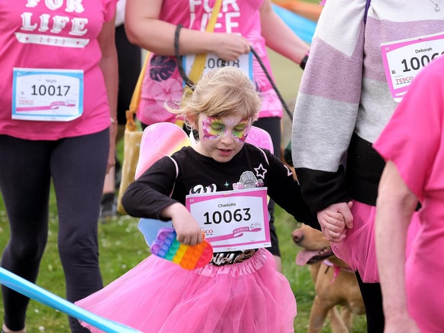 Colourful outfits to help raise money for Cancer Research!