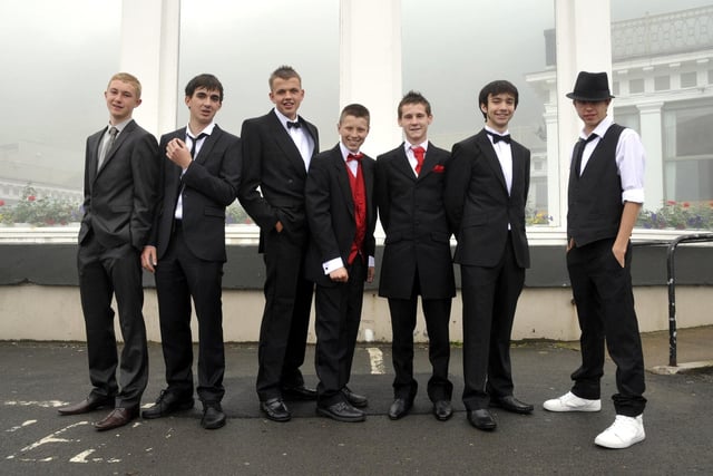 Josh Cooper(L), Diago Smith, Andy Roebuck, Stefan Campbell, Keith Chapman, Sam Richley, and Dan Brailsford in 2009.