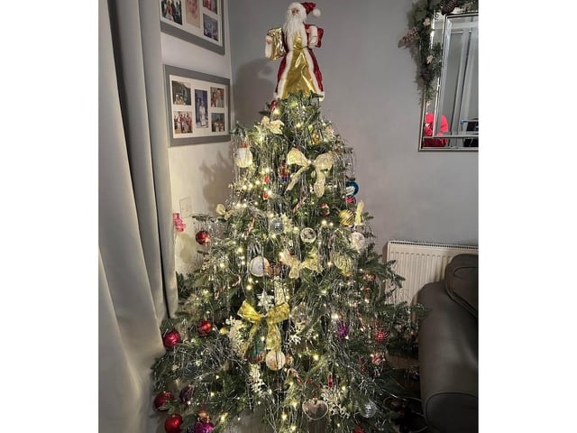 This Whitby resident's tree is covered in shimmery ribbons and sparkles.