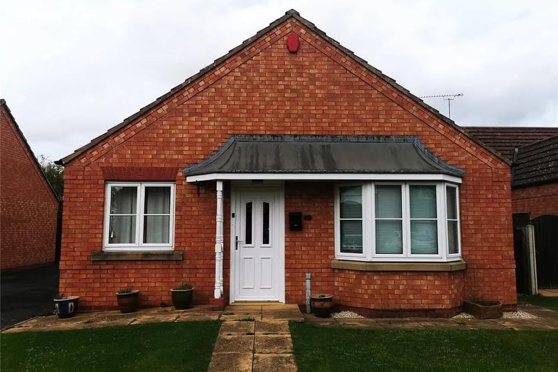 This three bedroom and two bathroom bungalow is for sale with Sold.co.uk with a guide price of £280,000.
