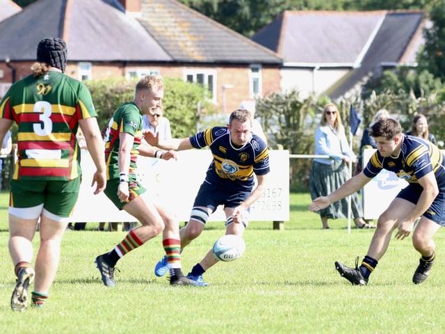 Brid and Selby keep their eye on the ball