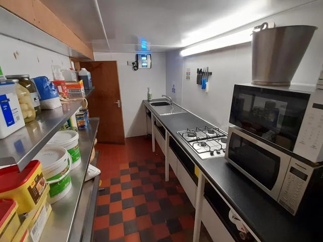 The lower ground floor level comprises of stores, a catering kitchen with separate food prep and pot-wash areas as well as ample refrigeration,dry goods storerooms and a dedicated wet-prep room.