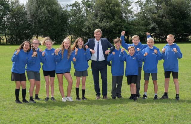 Seamer and Irton CP School’s headteacher Jonathan Wanless is to retire from his position at the school after 25 years.