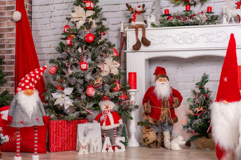 Heart and Home is a shop located on King Street, Bridlington. The shop is an independent business selling home accessories, cards and gifts for every occasion spread over two floors. They always have beautiful themed window display and will have a number of festive delights on offer.