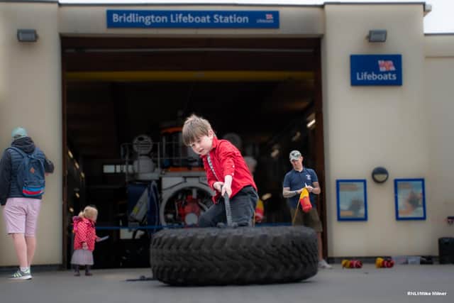 Test of strength - Image: RNLI/Mike Milner