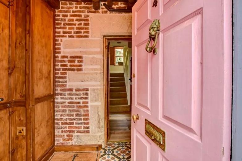 Four-bedroom cottage for sale with Hendersons, £425,000
Photo: Zoopla