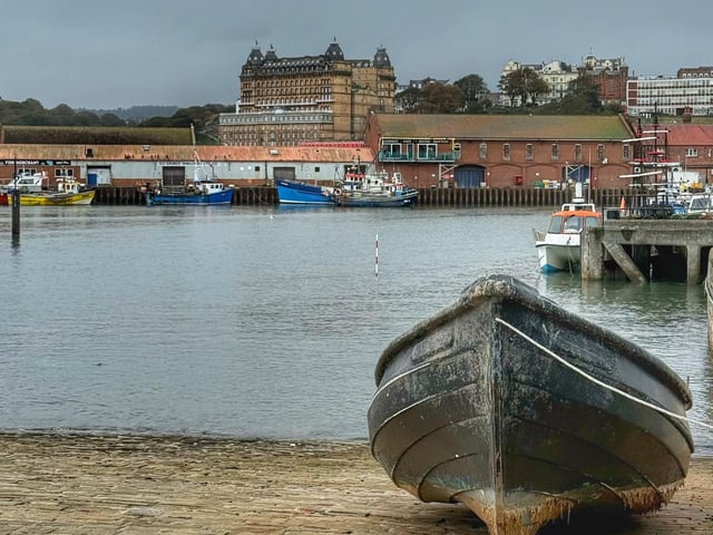 Scarborough Harbour, by Peter Hunt.