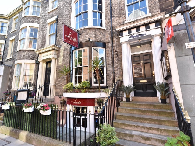 Licorella, York Place.
picture: Richard Ponter