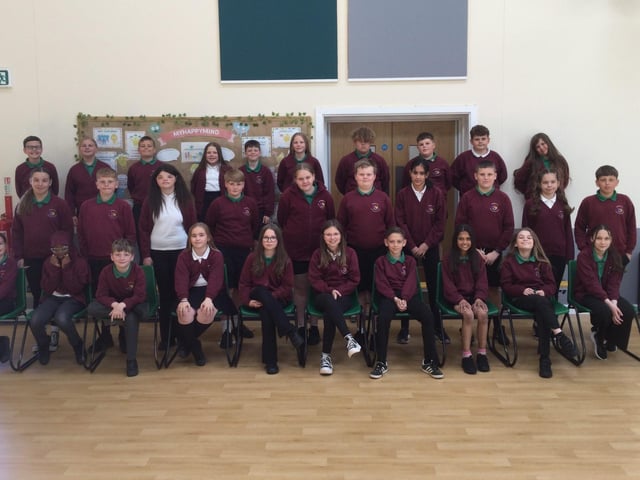 Overdale CP School, Scarborough, class 6L.