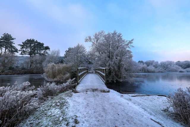 Wonderful wintry picture of Scarborough Mere.