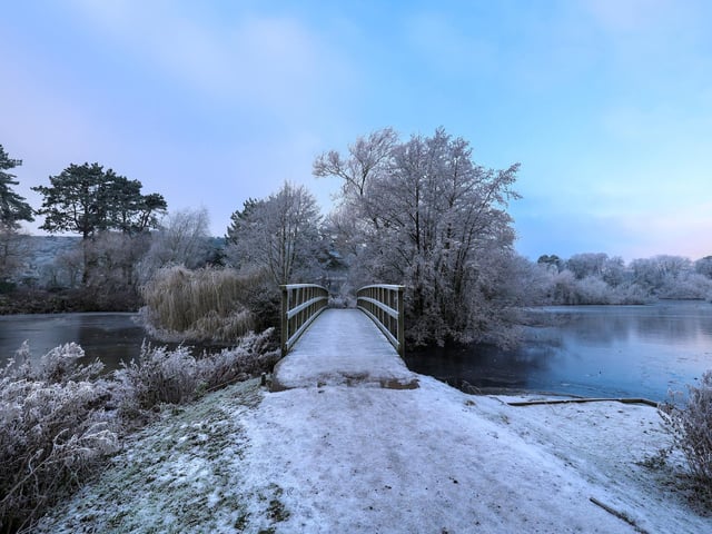 Wonderful wintry picture of Scarborough Mere.