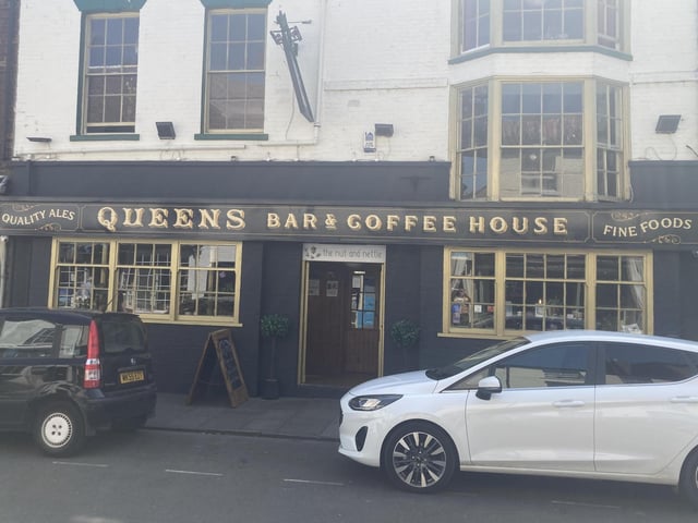 Queens Bar and Coffee House is located on the high street of Bridlingtons historic 'Old Town'. It offers vegan coffee and light bites, as well as having a plant filled beer garden with lots of seats and sunshine.