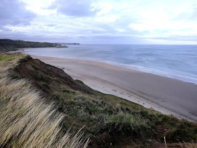 A short drive from Scarborough is the remarkable Cayton Bay. While away the hours strolling across the beach, and remember to wrap up!