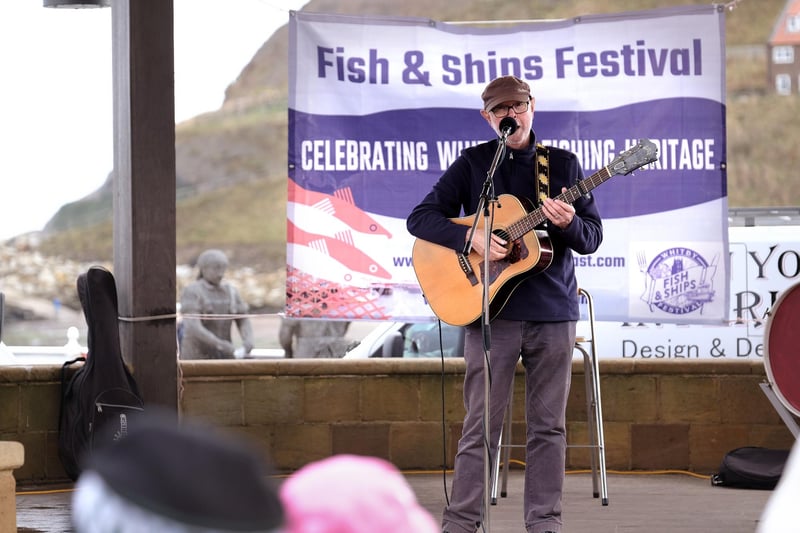Entertainment at the Bandstand in Whitby.
picture: Richard Ponter, 224744p