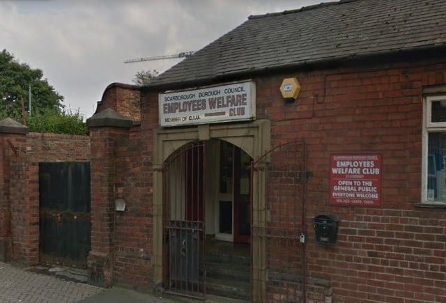 Close to the town centre, this club, dating from 1935, comprises a large bar area with an adjacent snooker room.The club welcomes guests and is popular with cricket-goers especially during Scarborough CC-hosted Yorkshire county games.