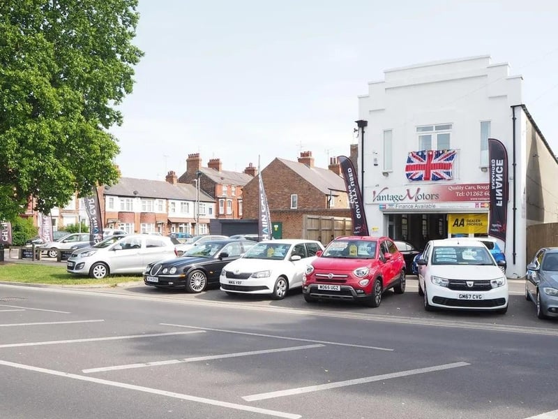 A substantial, detached freehold investment opportunity occupying a prime and prominent location on Hilderthorpe Road. Currently for sale with Ernest Wilson for £199,950 Freehold.