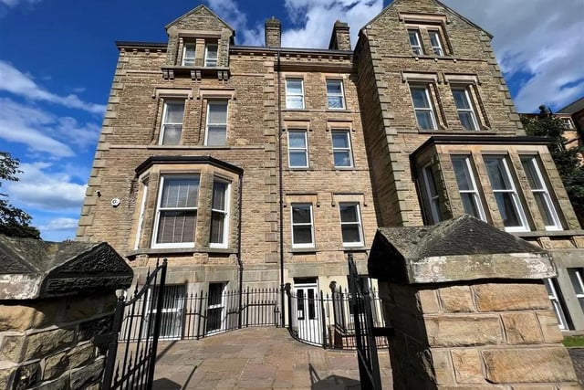 This two bedroom and two bathroom flat is for sale with Ellis Hay with a guide price of £140,000.
