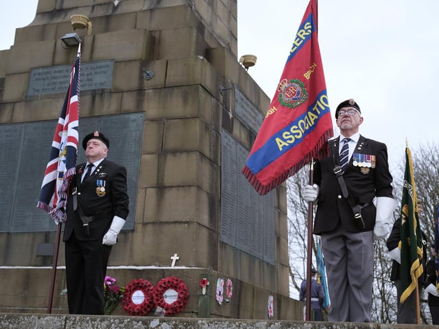 Standard bearers at Oliver's Mount