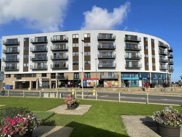 This two bedroom and two bathroom flat is for sale with CPH Property Services with a guide price of £375,000.