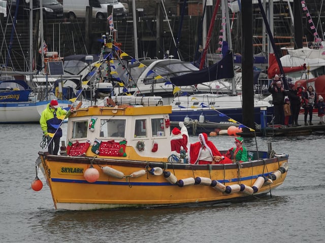 Santa arrives by boat!