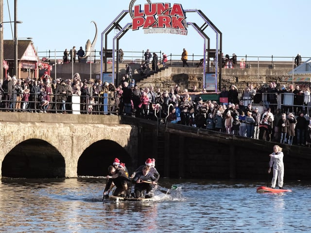 The eventual winners pull ahead