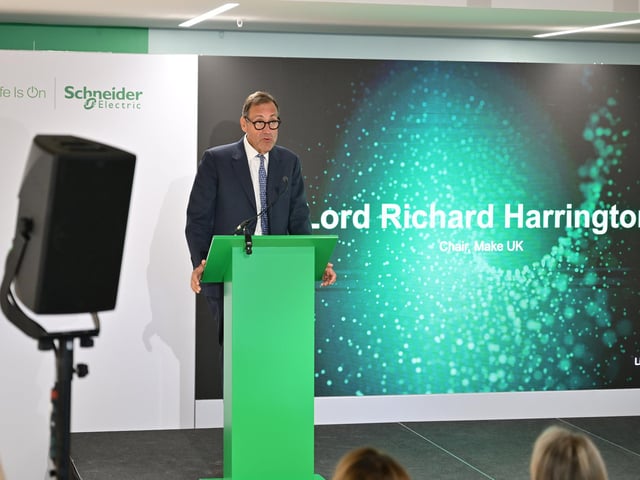 Lord Richard Harrington talks to the audience. photo: Richard Ponter