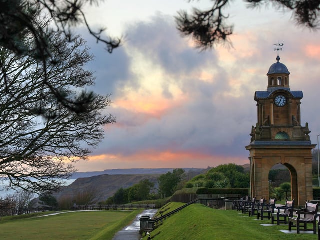 Sunrise on Scarborough's South Cliff, by Beverley Senturk.