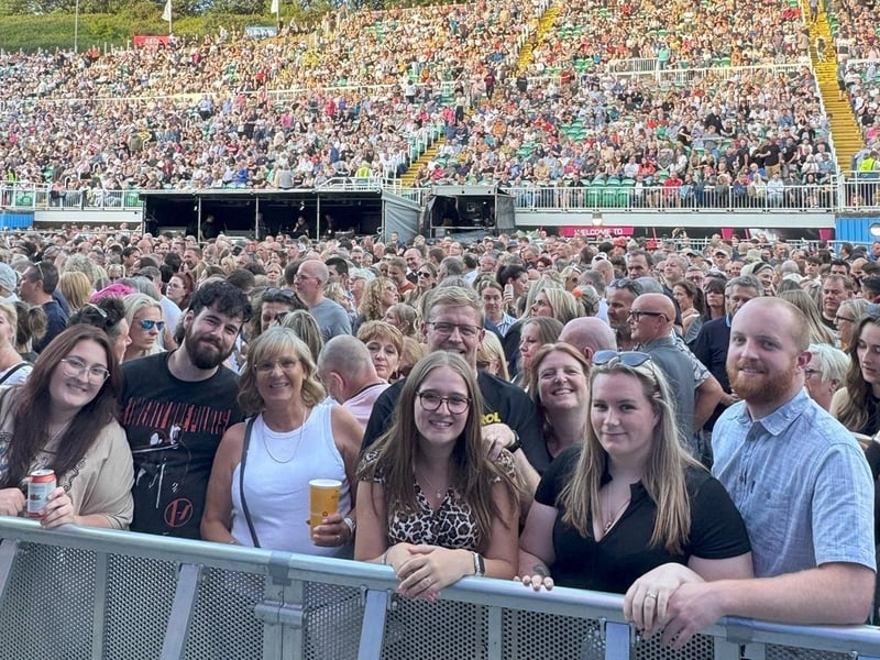 Snow Patrol fans having a great night at the OAT. picture: Cuffe & Taylor