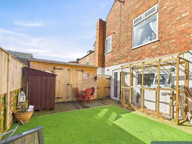 A low maintenance garden has space for sitting out or entertaining.